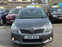 TOYOTA VERSO